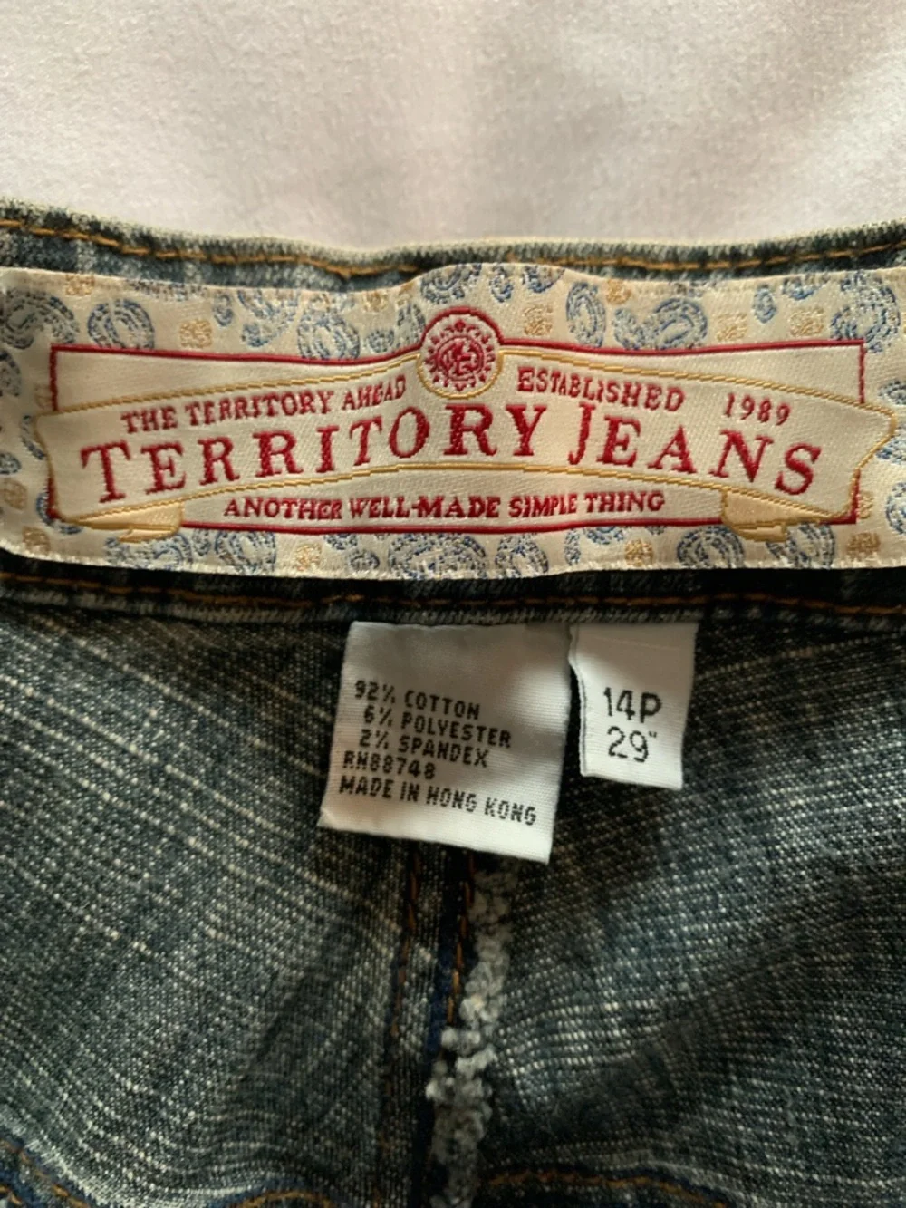 Territory Ahead Classic Straight-Leg Jeans 14P Inseam-29” NWT - Picture 5 of 6